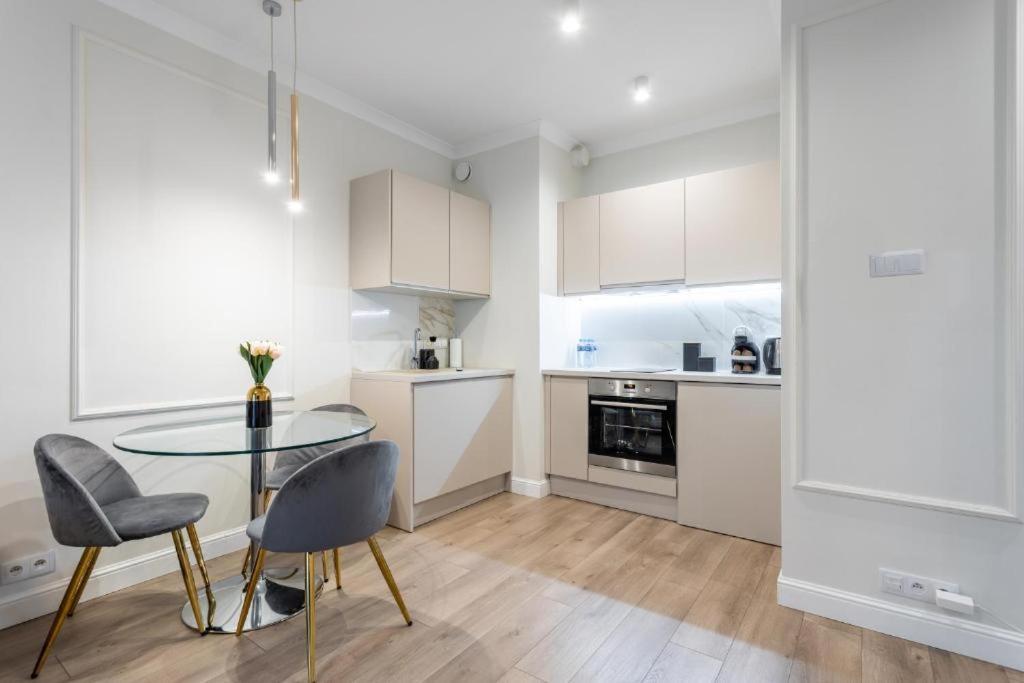 Apartament Urban Chic - Luxury -15 People- Mennica